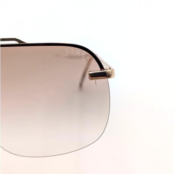 Aire Venatici Women's Aviator Sunglasses Bright Gold & Light Brown Grad Size L - Picture 3 of 9